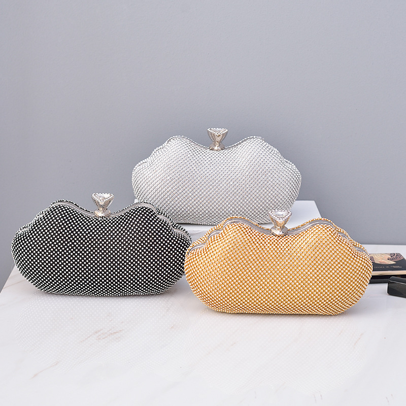 Bolso de noche de fiesta transfronteriza bolso de vestido de decoración de diamantes bolso de hombro de cadena de embrague retro europeo y americano banquete bolso de mujer al por mayor