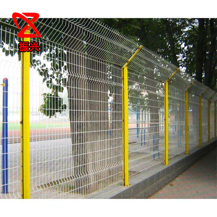 桃型柱护栏网 三角折弯景区防护桃型柱护栏 别墅隔离桃型柱护栏网