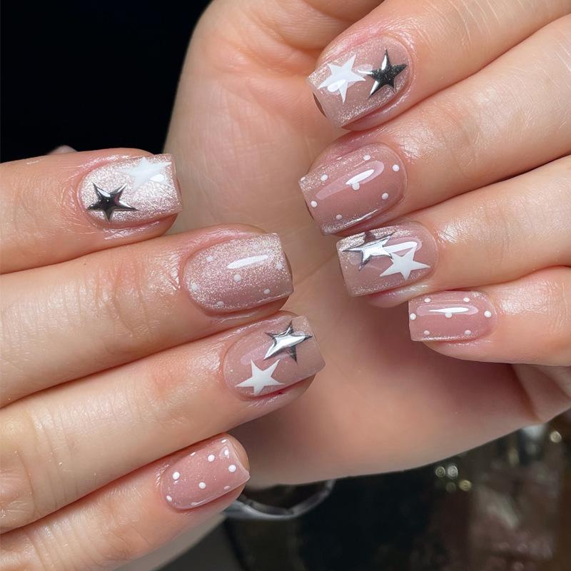 Cross-border popular girl's nude pink gradient wearable nails with dazzling starry cat-eye effect, short nail tips