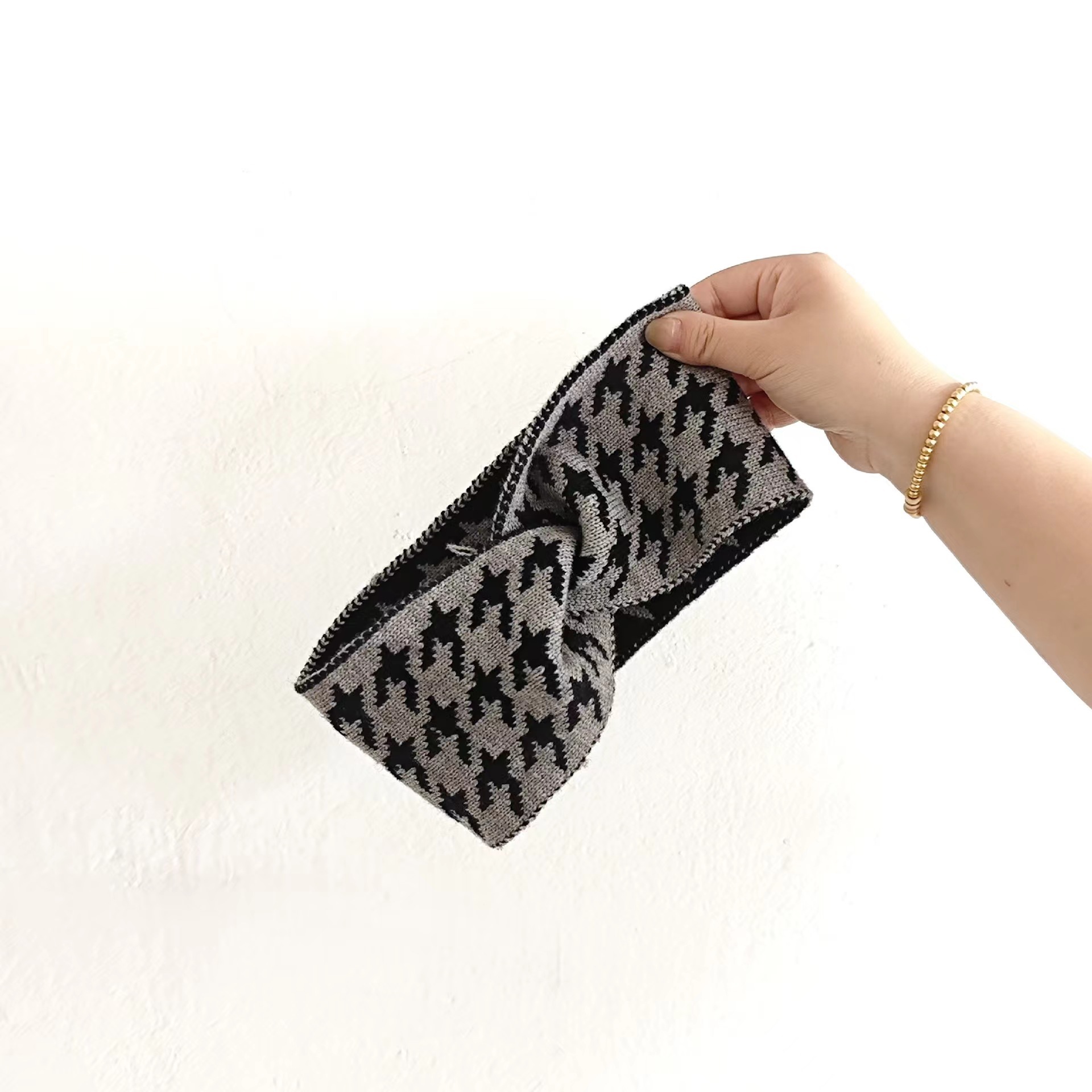 Otoño y invierno dibujos animados peluche lavar la cara cinturón de cabello máscara de mujer lavar la cara cinturón de cabello impermeable estereoscópico impermeable adornamientos de cabello al por mayor