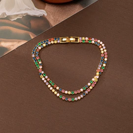 项链;耳环;手链