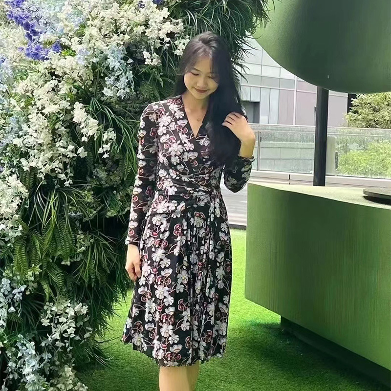 DVF Dream Black Tiger Pattern Lily Flower Print Wrap Dress 2024 New V-neck Lace-up Slim Elegant Dress