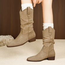 秋冬季新款美拉德粗跟中筒马丁靴子复古尖头褶皱堆堆靴V口尖头靴