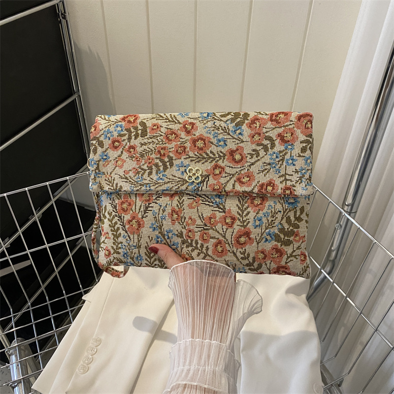 Popular nicho bolso de estilo nacional para mujeres 2023 nueva moda perezosa bolso de estilo estilo sobre de personalidad