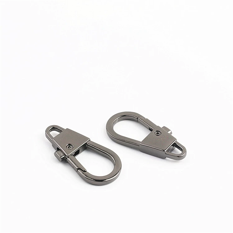 Bag accessory, golden keychain on chain, wholesale