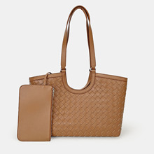 �������������sͨ�����ذ�Ů2025�¿С���͹����μ�ˮͰ����