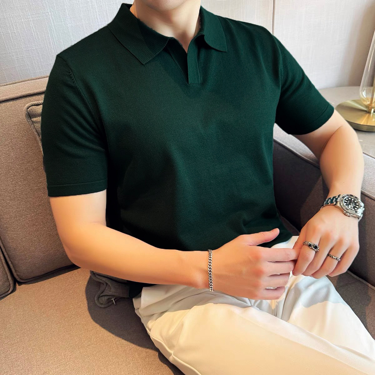 Camisa POLO de punto de color sólido para hombre, estilo fino de verano, seda de hielo, transpirable, manga corta ajustada, nueva solapa, camiseta multicolor