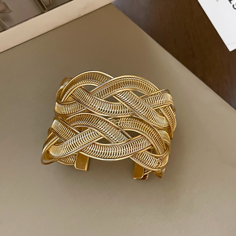 4 pulseras - doradas