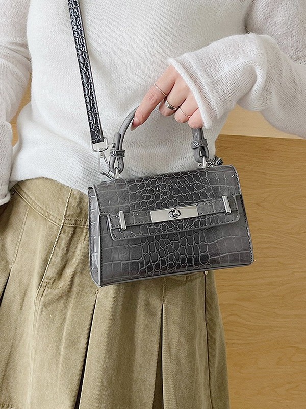 Cross-border 2026 primavera nuevo estilo coreano portátil cocodrilo Kylie bolso cuadrado sensación alta lujo ligero versátil mochila