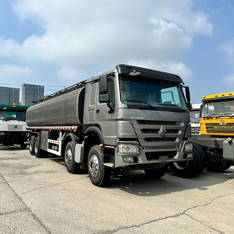 转让二手12轮豪沃铝合金油罐车 20方柴油汽油移动运输车 颜色可订