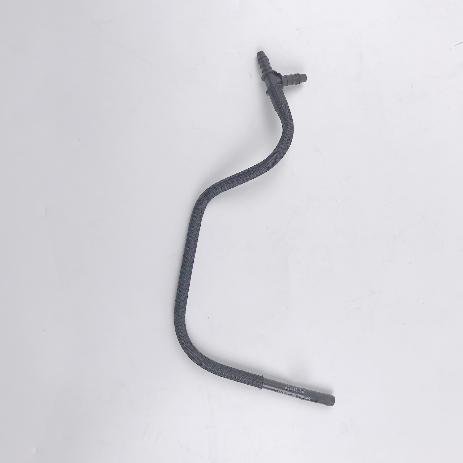 Suitable for Volkswagen Phaeton Audi Q7A4 Car Water Pipe Coolant Water Pipe 059121086P 059121086m