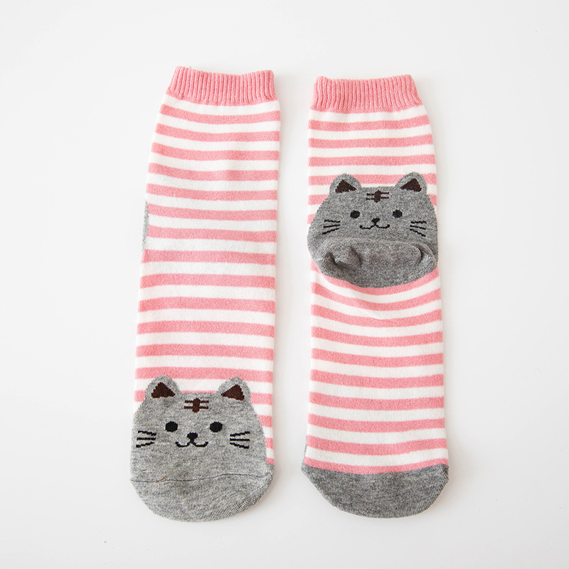 Calcetines lindos calcetines de las mujeres de otoño e invierno de las mujeres calcetines calientes una variedad de calcetines de longitud media de la pantorrilla de rayas animales opcionales