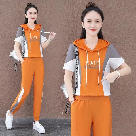 Летняя одежда, новинка 2025, повседневный костюм, женская модная толстовка с капюшоном и спортивные штаны, брендовая спортивная одежда, комплект из двух предметов, уменьшающий возраст