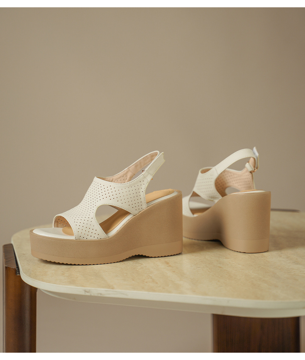 Sandal cao gót nữ hở mũi đế xuồng da cừu đục lỗ — màu trắng ngà chi tiết 13