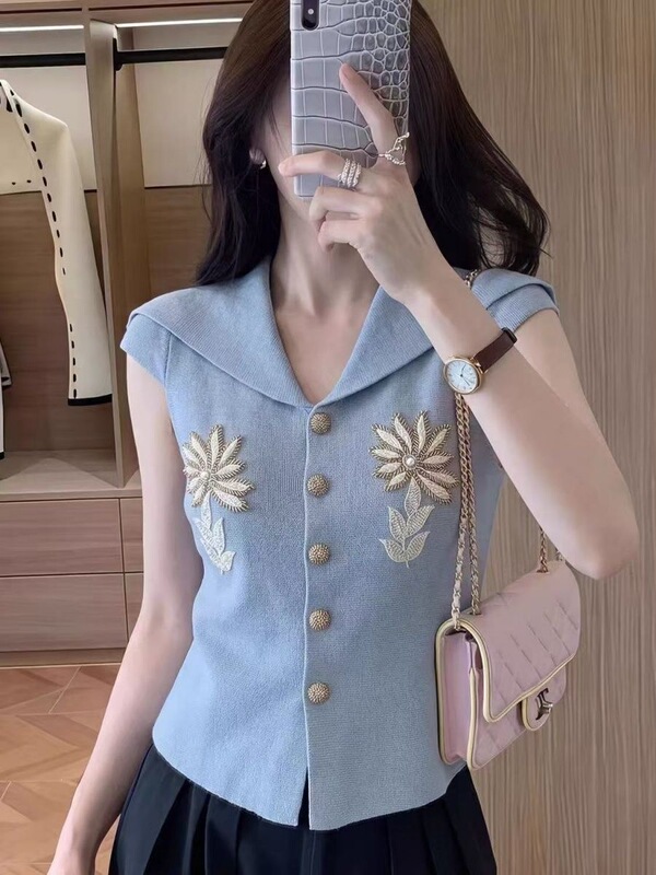 French-Style Sweet Navy Knit 2026 Summer New Embroidered Floral V-Neck Fashionable Versatile Cardigan Top for Women