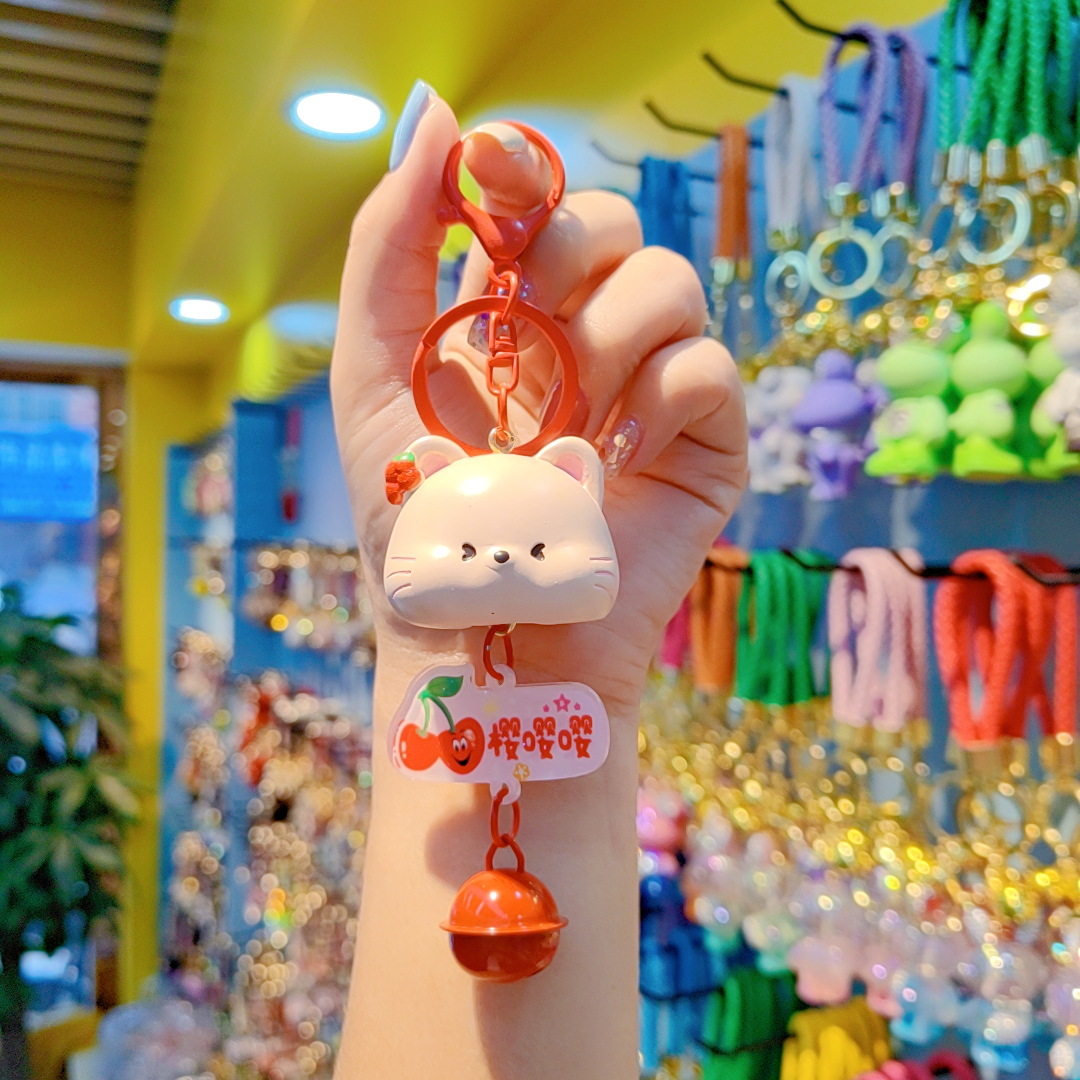 Caramelo animal llavero resina lindos colgantes de dibujos animados bolsos de automóviles llavero exquisito colgantes pequeños regalos