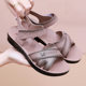 2025 New Style Mother Sandals Soft Sole Comfortable Middle-aged and Elderly Flat Non-slip Grandma Women's Shoes for Summer