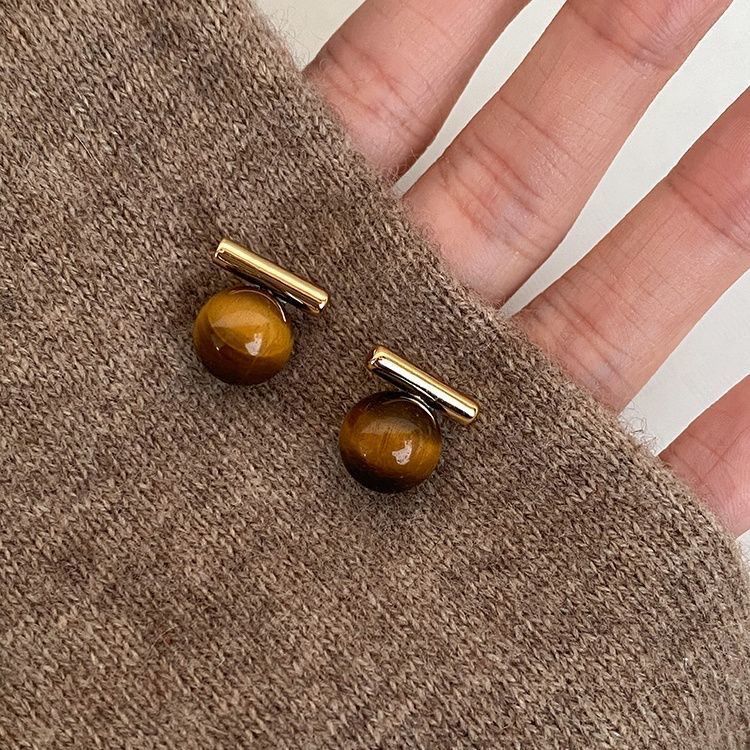 Meilad marrón caída orejas nicho femenino sensación de lujo ligero pendientes sin agujeros de orejas temperamento versátil otoño invierno orejas