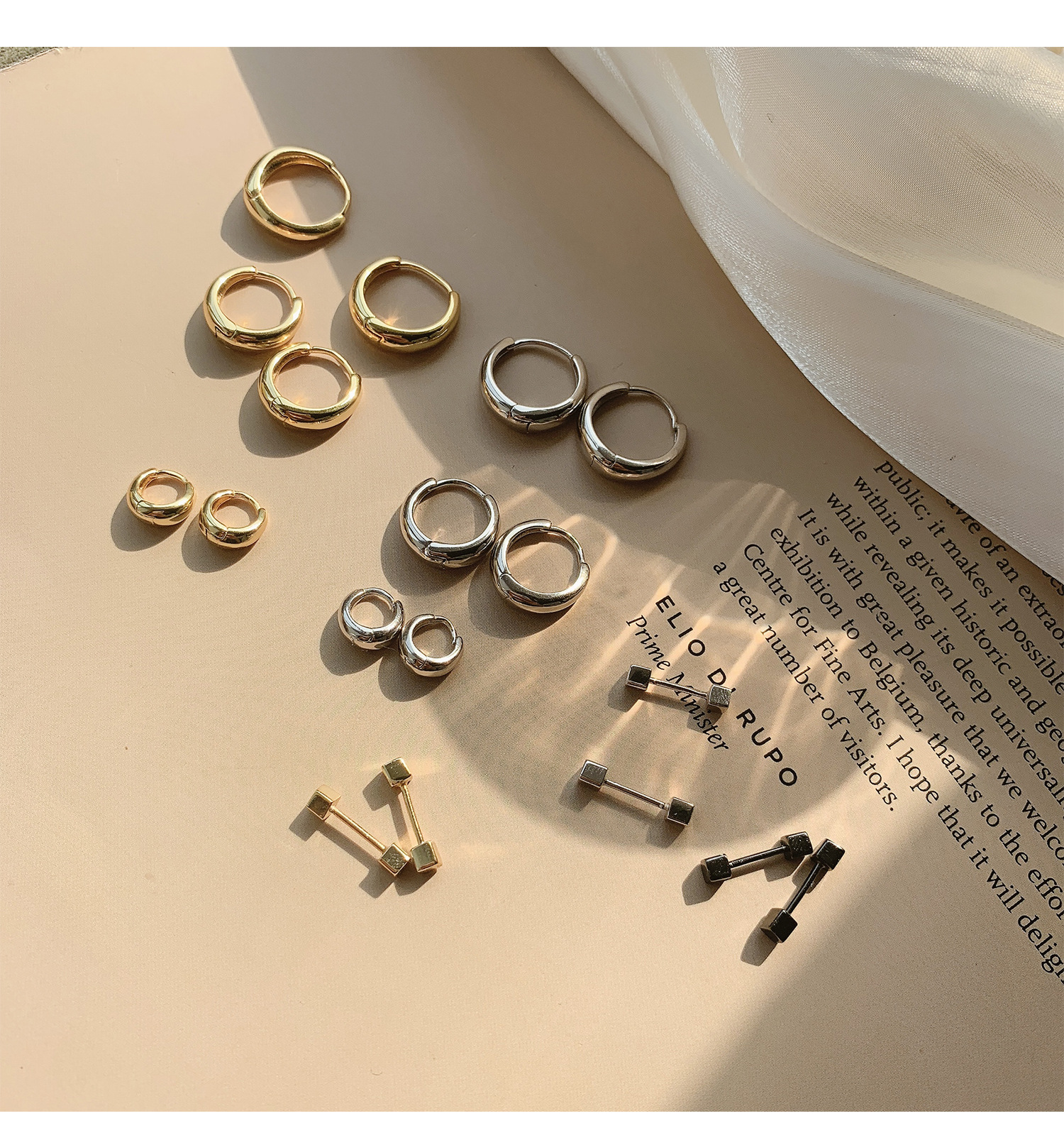 1 Pair Simple Style Geometric Solid Color Plating Copper Hoop Earrings display picture 1