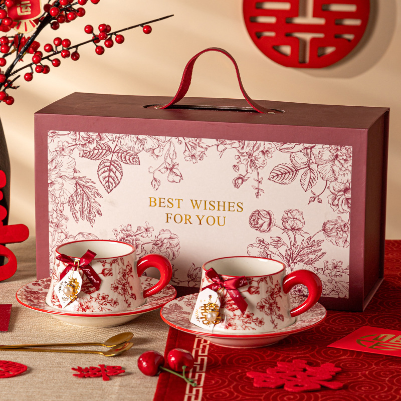 Tazas sofisticadas parejas de alta calidad para copas y platos conjuntos de regalos de boda de alta calidad cubiertos de cerámica caja de regalo conjuntos