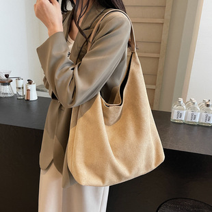 Relaxation Large Capacity Bag Women's Bag 2024 New Autumn and Winter Commuter Shoulder Bag Suede Tote Bucket Bag