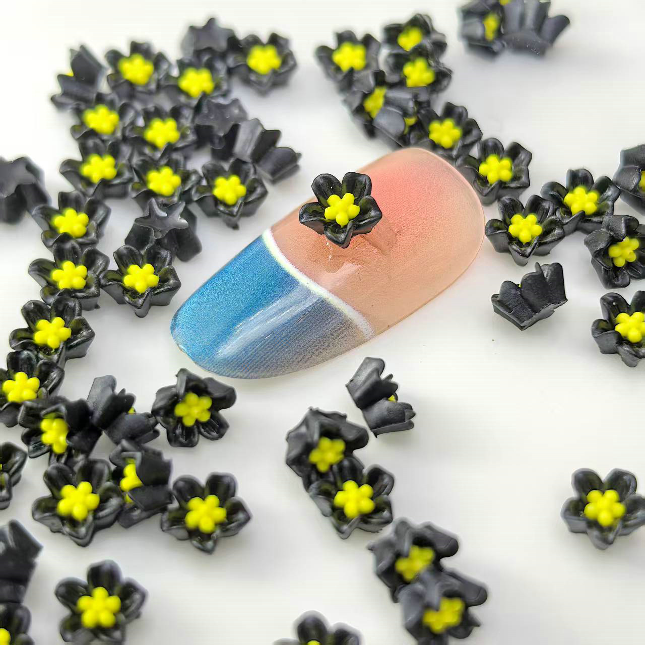 小花美甲饰品_02.jpg