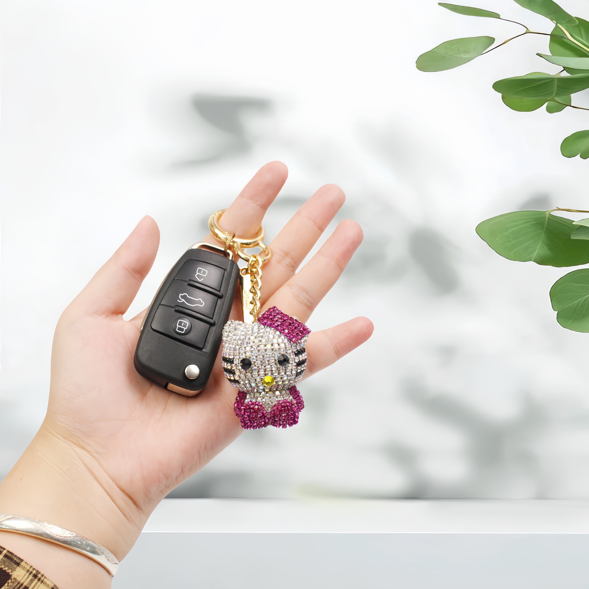 838960991556m67375ef6-7e72-482