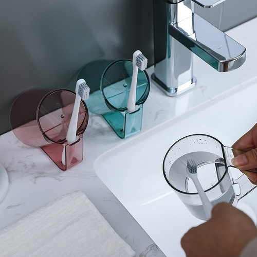 Mouthwash cup with toothbrush holder, creative upside down drain cup, cup for couples and students to drink water and brush their teeth, household dental cylinder