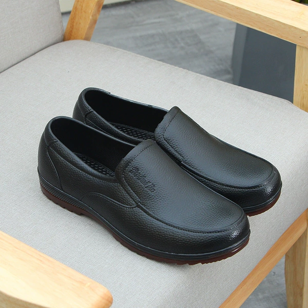 Black A818