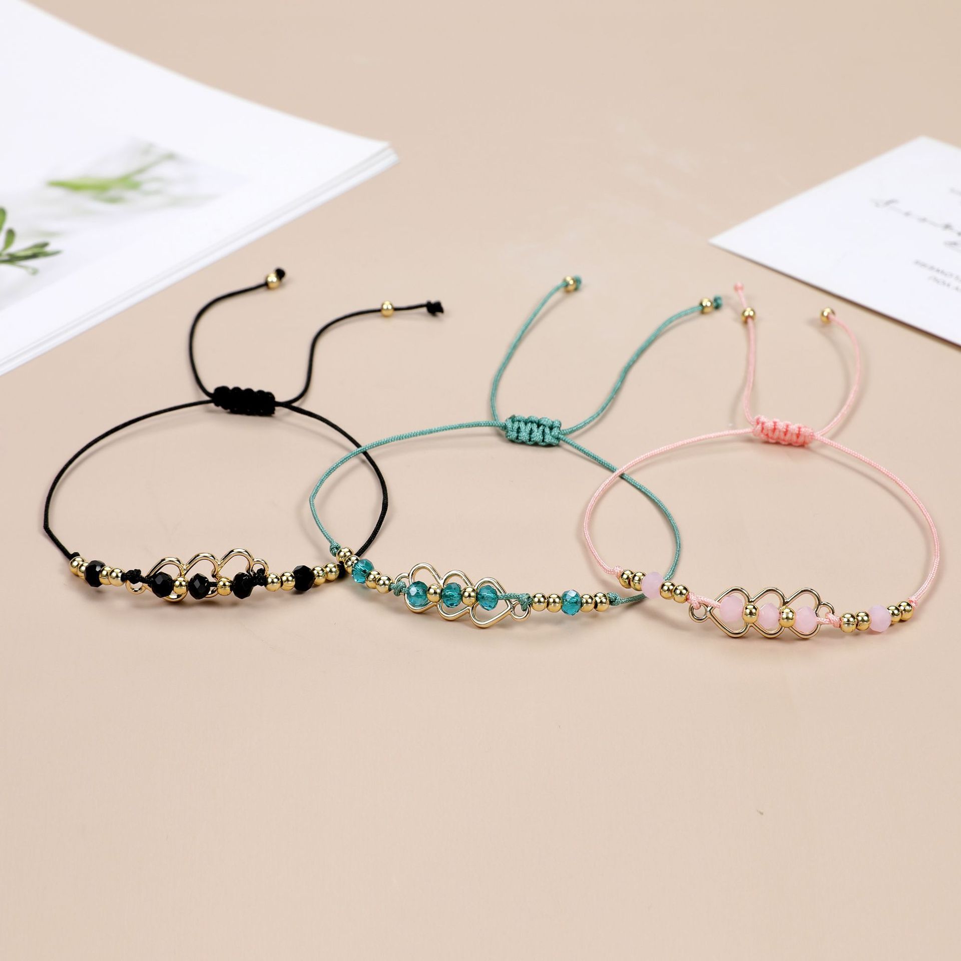 Simple Style Heart Shape Beaded Alloy Rope Knitting Women's Bracelets display picture 4