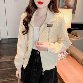 新品翻领拉链外套女春秋新款宽松百搭显瘦小众设计感秋装上衣
