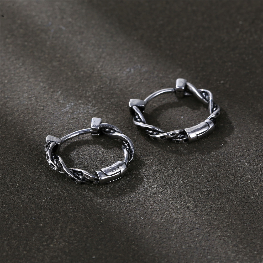 1 Piece Fashion Twist Titanium Steel Plating Men's Earrings display picture 1