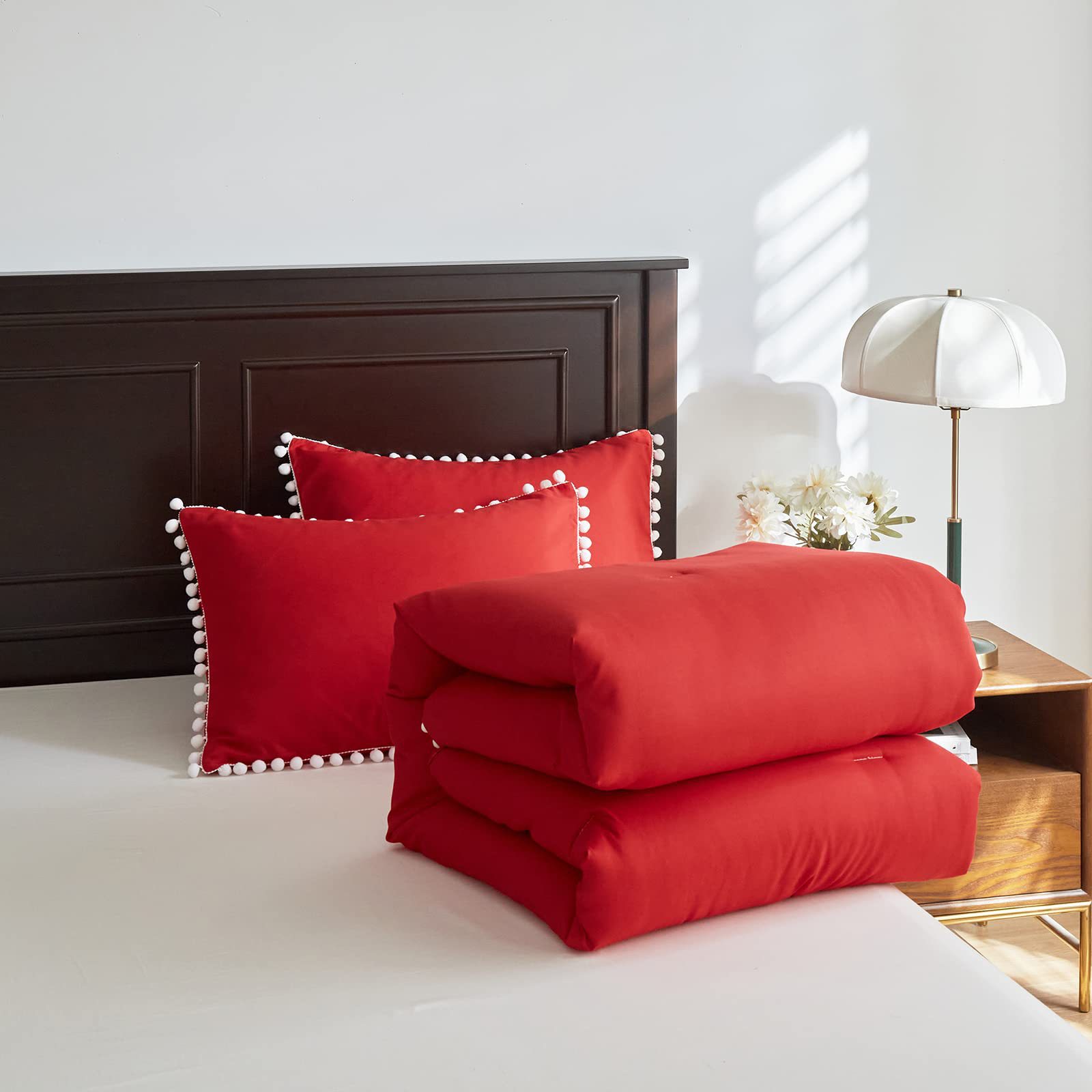 White+red Twin-09.jpg