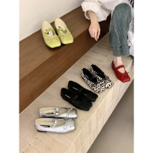 ��ʽ�ɾo��ܛƽ�װ����謔����ЬŮ2026�¿��ɫ���|�\�چ�Ь