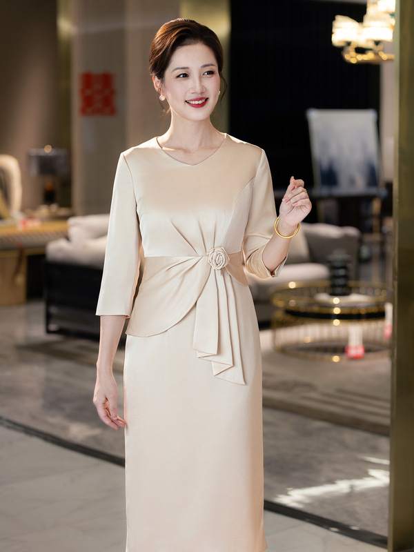 新款高端婚礼丈母娘装结婚连衣裙妈妈装喜婆婆婚宴装改良旗袍礼服|undefined