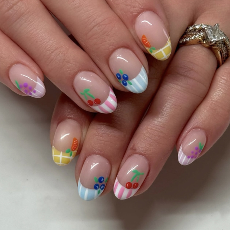 French-Style Color-Blocking European and American Short Round Simple Nail Tips Wearable Fruit Fake Nails Nail Pieces French-Style Color-Blocking European and American Short Round Simple Nail Tips Wearable Fruit Fake Nails Nail Pieces