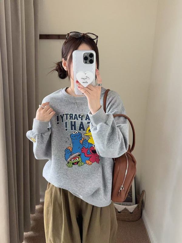 韩系慵懒风芝麻街袖口曲奇刺绣卡通印花卫衣女秋季新款圆领上衣|undefined