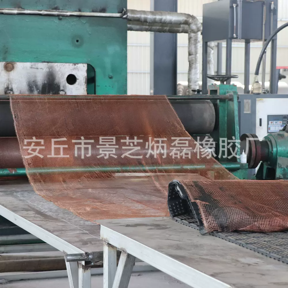 牛床橡胶畜牧防滑垫 耐磨减震橡胶牛棚垫 隔凉防滑防潮牛用橡胶垫