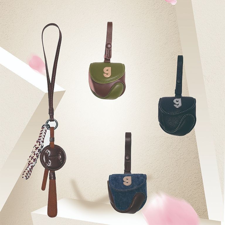 Bag + pendant + earphone bag (remark color required)