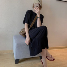 �ش�a����Ʒ��Ƭ�˺�ɫ�����B��ȹŮ�ļ������@�ݿӗl�y��ȹ