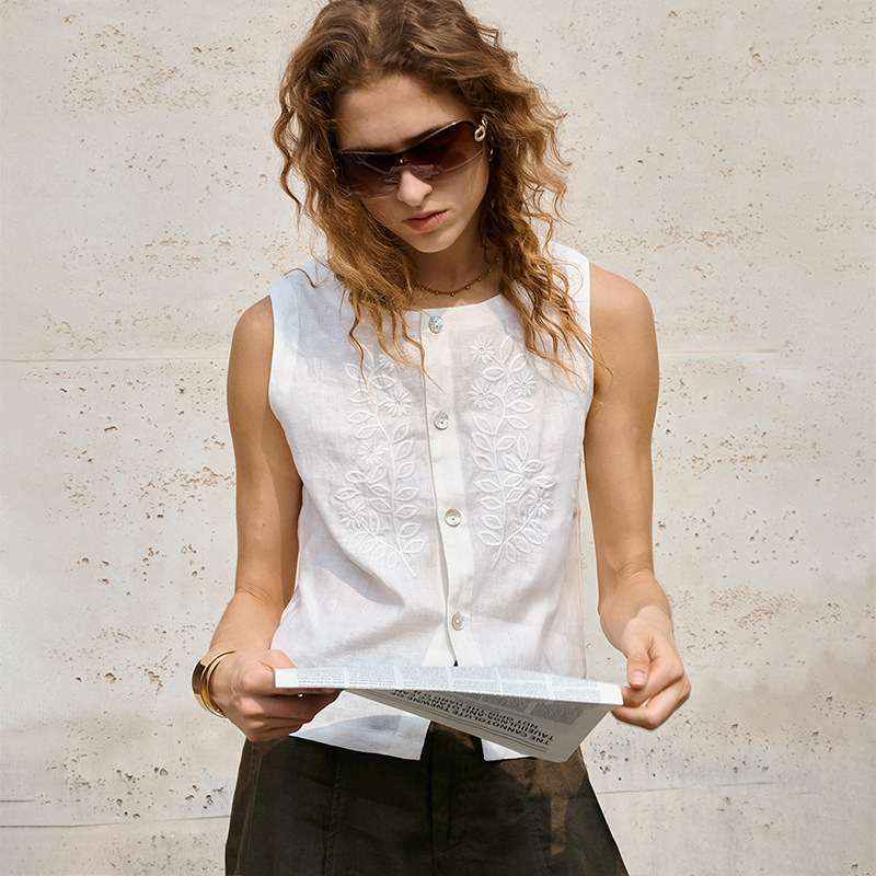 100% Linen Vest with Heavy Embroidery, Sleeveless Short Top for Women, Summer Design Linen Vest, Commuter Top 100% Linen Vest with Heavy Embroidery, Sleeveless Short Top for Women, Summer Design Linen Vest, Commuter Top