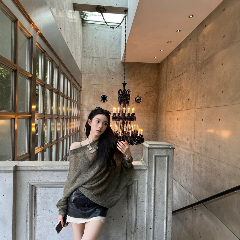 Ouyang's unboxing of Si clothing: 'Tundra Green Super Fern'! Matte Mohair Off-Shoulder Hollow-Out Knit Long-Sleeve Cover-Up Ouyang's unboxing of Si clothing: 'Tundra Green Super Fern'! Matte Mohair Off-Shoulder Hollow-Out Knit Long-Sleeve Cover-Up