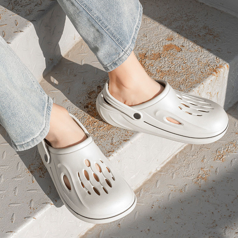 Men's Summer Sports Sand Outdoor Cap Toe Two-Wear Soft Sole Squeezy Home Cool Slippers Wholesale