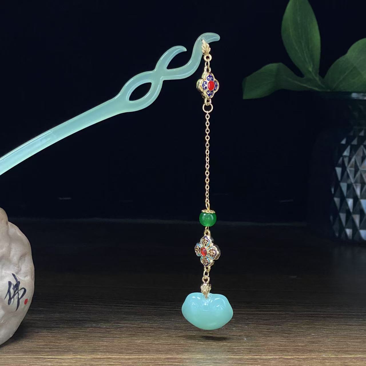 Hairpin 0586