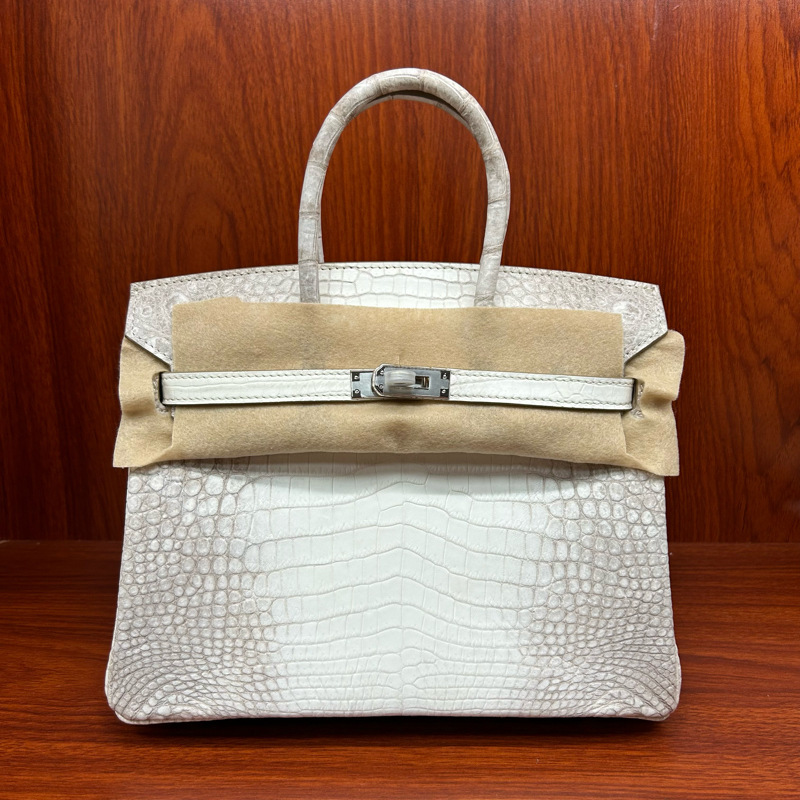 New Crocodile Leather Birkin Bag for Women, Casual and Versatile, Real Crocodile Belly Handbag, Trendy Himalayan White Women's Bag