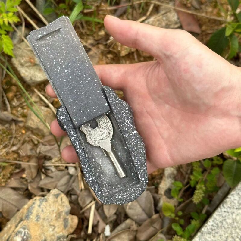 Stone for Hiding Keys at the Door, Stone Key Box, Anti-Lost Key Box Stone for Hiding Keys at the Door, Stone Key Box, Anti-Lost Key Box