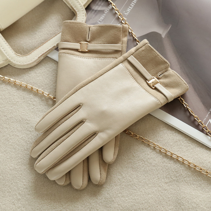 Fabricantes personalizados guantes de terciopelo de invierno de mujer guantes de terciopelo grueso retró cálido a prueba de viento procesamiento de guantes de pantalla táctil