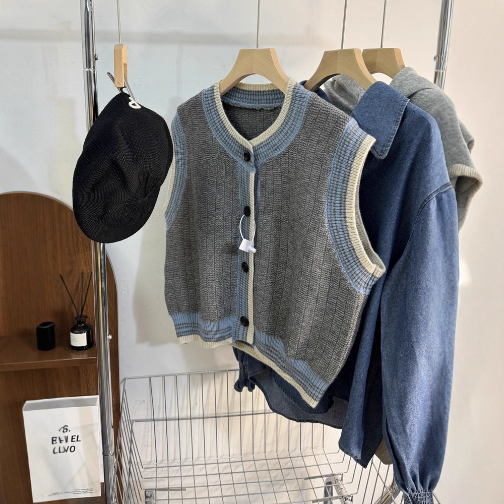 estilo universitario coreano de otoño y invierno ropa de mujer retro alto nivel de color de punto cardigán chaleco de diseño de estilo caballo clip de moda mujer