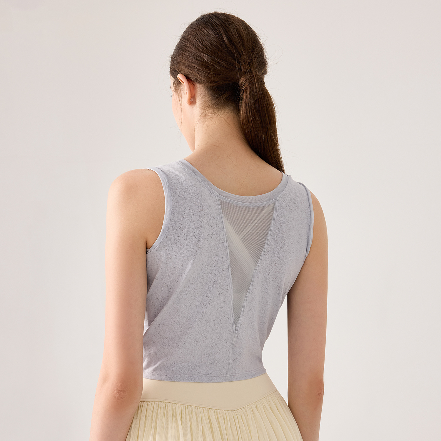 Nuevos dos trajes de yoga deportivo de mujer con malla de tela de acondicionamiento respirable suelta delgada chaleco de carrera al aire libre blusa