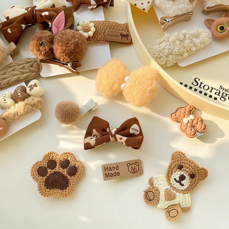 Otoño e invierno color café leche clip para el cabello para niños flequillo clip tocado bebé lindo flor de felpa horquilla accesorios para el cabello al por mayor